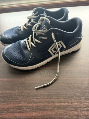Born Primitive Women’s Blue/White Savage 1 Training Shoes